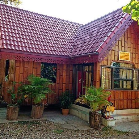 Song Lao Guesthouse Thakhek Exteriér fotografie