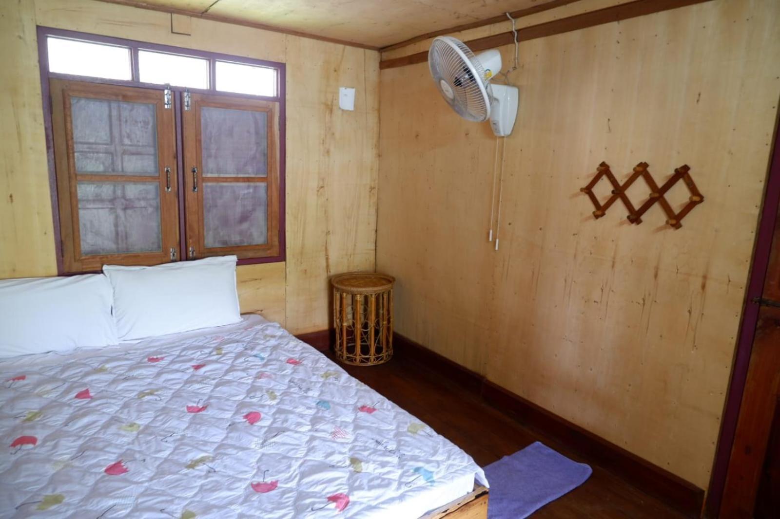Song Lao Guesthouse Thakhek Exteriér fotografie