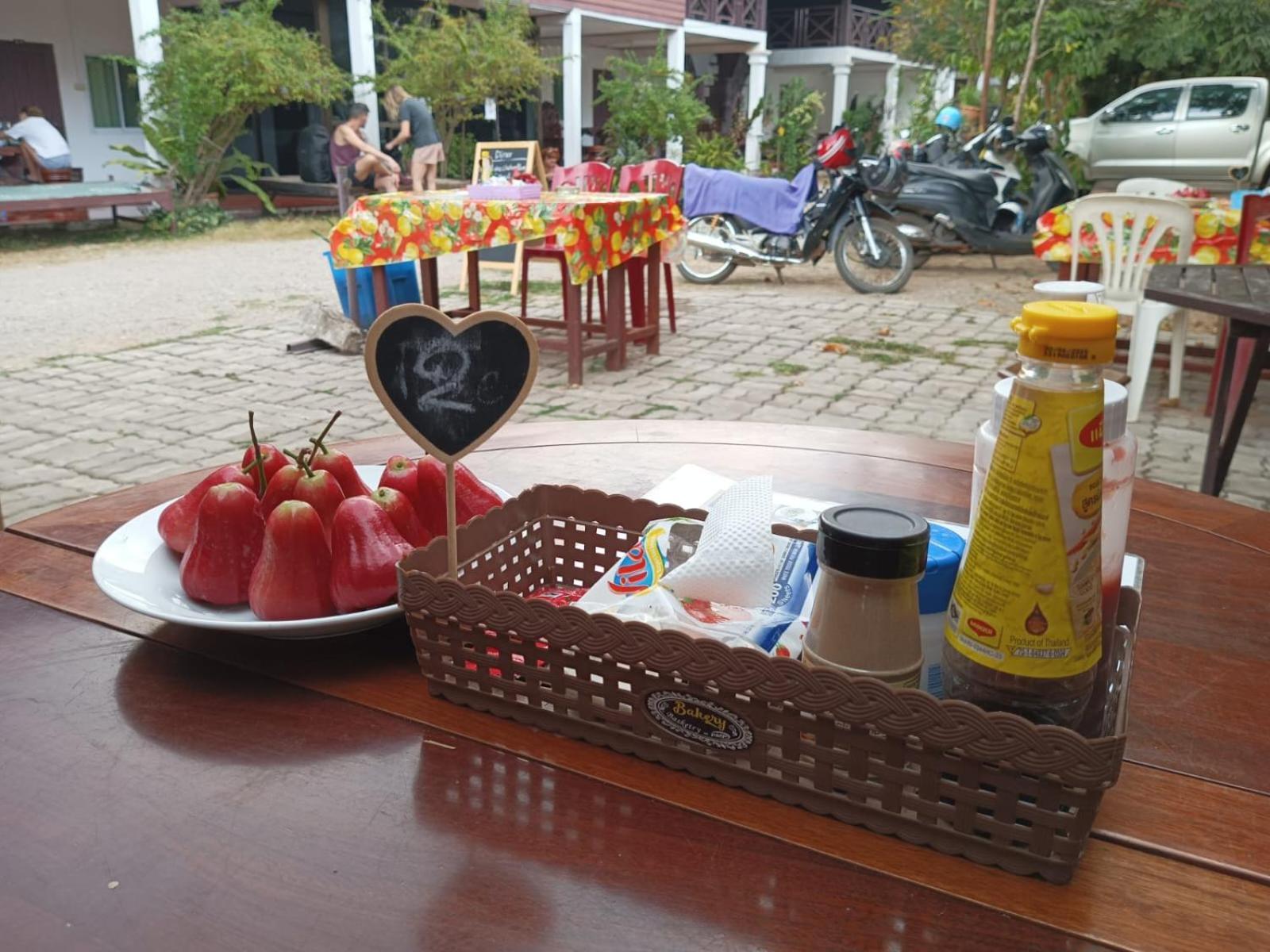 Song Lao Guesthouse Thakhek Exteriér fotografie